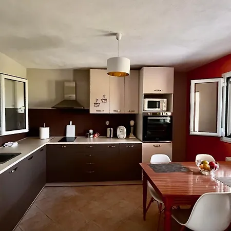 Little Garden House Krinitsa