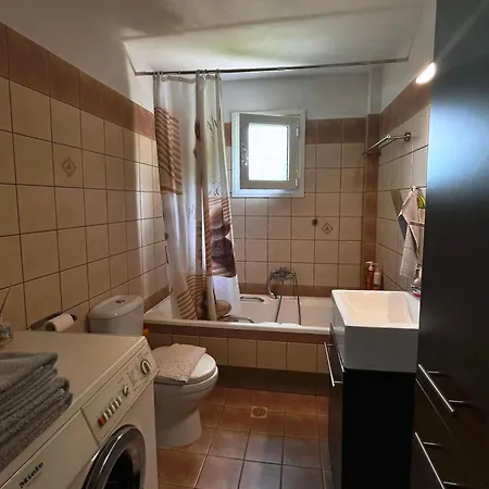 Little Garden House Apartment
